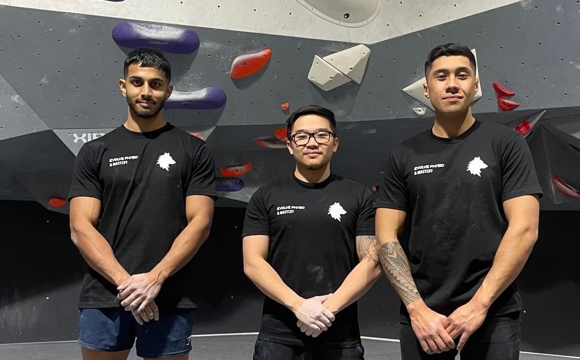 Evolve Physio & Mastery team wearing Mastery shirts
